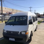 TOYOTA 2002 AUTOMATIC HIACE 13 SEATER COMMUTER